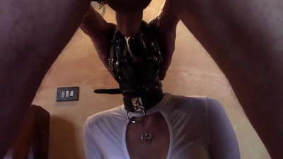 Laura i hæle, modelvalg, video 2021, deep throat med flere ringe, video 2021, deep throat med flere ringe